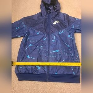 Nike youth XL windbreaker jacket